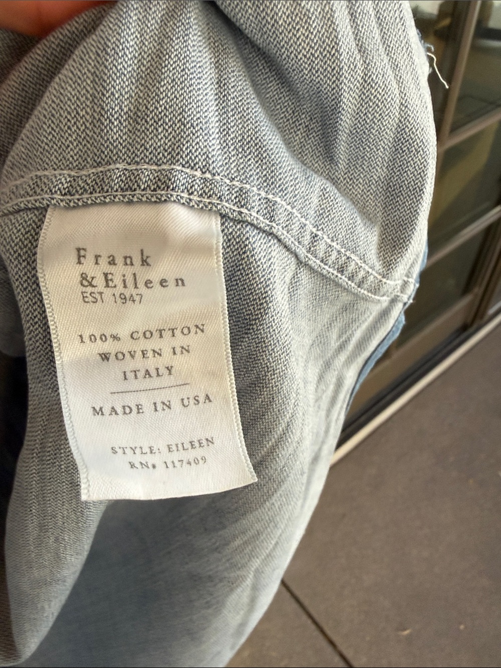 Retired Frank & Eileen distressed Eileen Denim Shirt - Picture 4 of 12